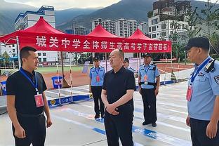 「社交秀」鲁加尼妻子性感红裙 瓦尔加多图压轴❤️